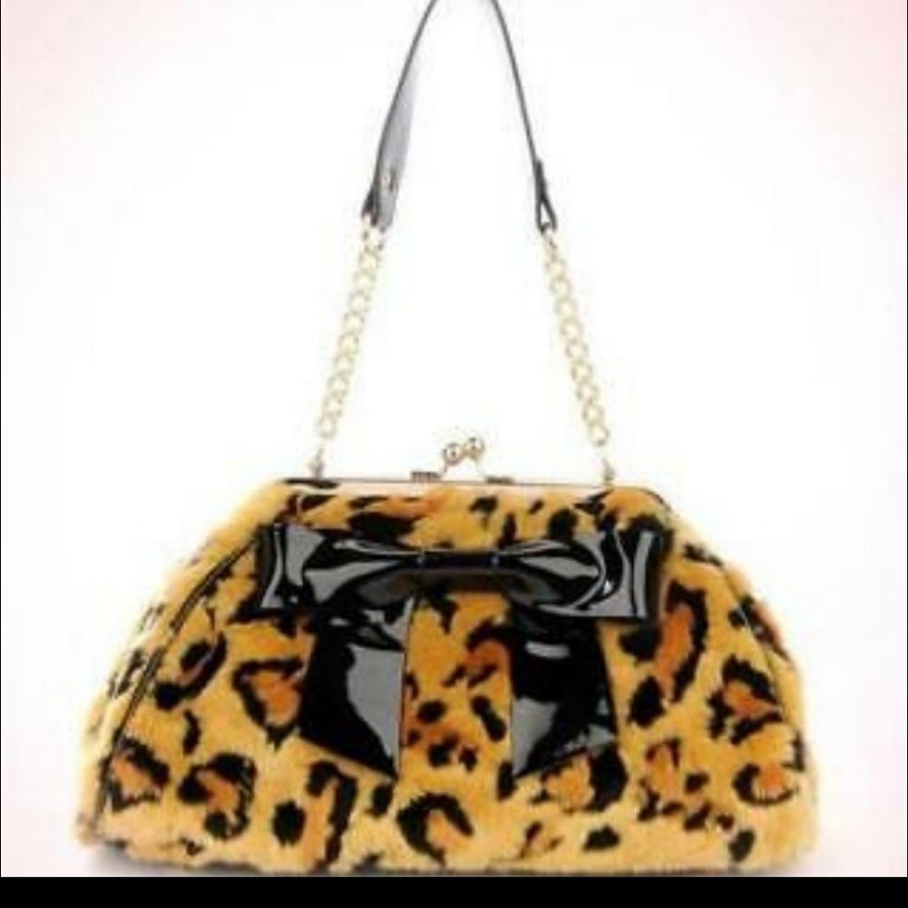 Pinup couture leopard handbag.